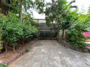 Zahrada ubytování Mae Somboon House