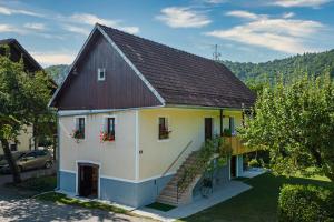 Nespecifikovaný výhled na hory nebo výhled na hory při pohledu z apartmánu