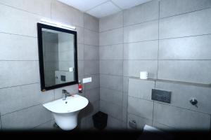 Baðherbergi á Hotel A4U sector 45 Gurgaon