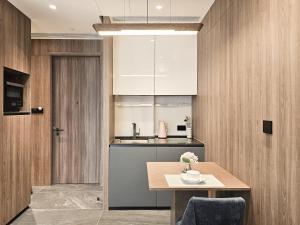 Una cocina o zona de cocina en The Stellar
