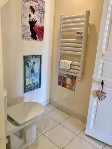 Et badeværelse på Maison de village - MadreMia ! A proximité de Bagnoles de l'Orne + 20 billeder