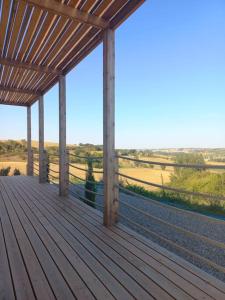 Μπαλκόνι ή βεράντα στο Vue exceptionnelle et sauna à 1h de Toulouse.