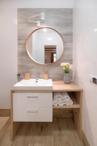 Zdjęcie z galerii obiektu AtHome Toruń Apartamenty w Toruniu