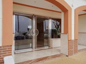 Kép Precioso apartamento en primera línea de playa III szállásáról Benalmádenában a galériában