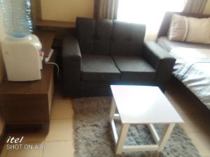 Oleskelutila majoituspaikassa Elegantly furnished studio