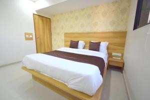 Hotel Midnight客房内的一张或多张床位