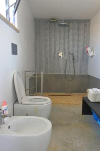 Ένα μπάνιο στο Loft immerso nel verde