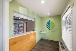 Φωτογραφία από το άλμπουμ του WoodSpring Suites Fort Worth Fossil Creek σε Φορτ Γουόρθ