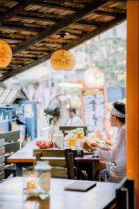 Restavracija oz. druge možnosti za prehrano v nastanitvi Daffodil Restaurant & Holiday Resort