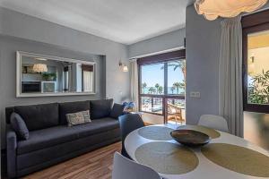 Posezení v ubytování Encantador apartamento en primera línea de playa