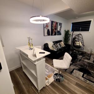 Gallery image of Cozy Private Luxury 1bdr Suite Edmonton NW in Edmonton
