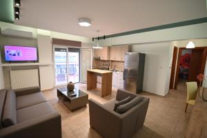 Gallery image of THE WHOLE PACKET A4 center with parking in Larisa