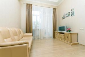 Μια τηλεόραση ή/και κέντρο ψυχαγωγίας στο Apartment Baseina Khreschatyk