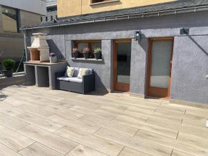 Balkón nebo terasa v ubytování Amplio ático con terraza en Andorra centro