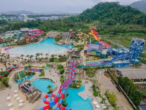 an aerial view of a water park at Aya Residence Garden View in Ban Ket Ho
