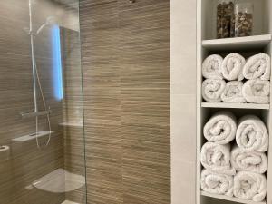A bathroom at Apartamento céntrico, climatizado y totalmente equipado de 3 habitaciones para 6-7 personas