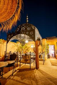 Restaurace v ubytování Riad Dar Nadwa