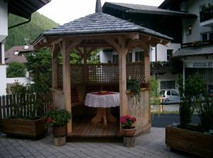 The building in which a panziókat is located