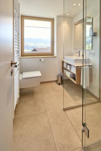 Gallery image of Staufen Chalets am Kalvarienberg in Oberstaufen +3 photos