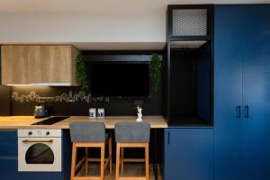 Valaoritou 3 Luxury Rooms的厨房或小厨房