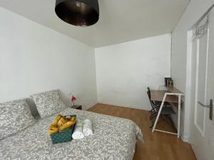 Posteľ alebo postele v izbe v ubytovaní Les Gites d'Albâtre, le 56