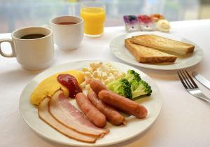 Možnosti zajtrka za goste nastanitve Smile Hotel Tokyo Nishikasai