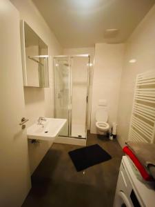 Ένα μπάνιο στο Siebenbrunneng. Nice