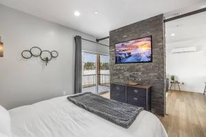 TV a/nebo společenská místnost v ubytování Perfect Luxury Getaway