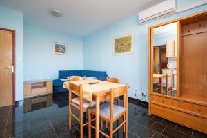 Część wypoczynkowa w obiekcie Apartments by the sea Razanac, Zadar - 5766