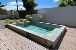 Bazén v ubytování Muna house and private pool - AC - optic fiber Wi-Fi - 3 pers nebo v jeho okolí