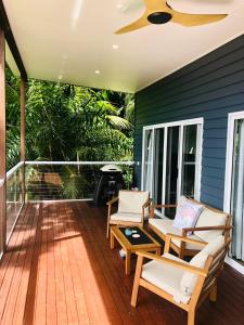 Балкон або тераса в Sky: rainforest and ocean views with jacuzzi