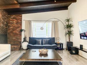 Gallery image of Spacious 2BR unit in an Outstanding Location in Los Angeles