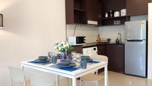 Fotografie z fotogalerie ubytování Karon Holiday Condo by Bcare - WhiteRose v destinaci Karon pláž