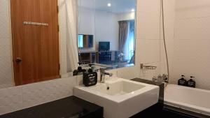 Fotografie z fotogalerie ubytování Karon Holiday Condo by Bcare - WhiteRose v destinaci Karon pláž