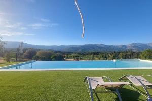 Piscina en o cerca de Casa rural Atalanta de la Vera