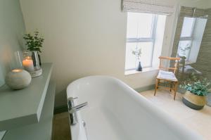 Ένα μπάνιο στο Ty Medi +34 φωτογραφίες