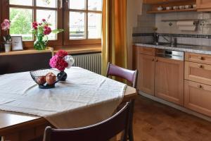 Kuchyň nebo kuchyňský kout v ubytování Haus Redtenbacher