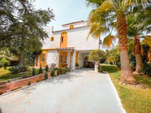 Zahrada ubytování Beautiful villa close to Puerto Banús