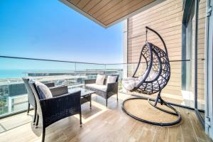 Posezení v ubytování Bluewaters Residences - Sea View, Bluewaters Island - Mint Stay