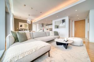 Posezení v ubytování Bluewaters Residences - Sea View, Bluewaters Island - Mint Stay