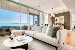 Posezení v ubytování Bluewaters Residences - Sea View, Bluewaters Island - Mint Stay