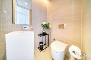 Koupelna v ubytování Bluewaters Residences - Sea View, Bluewaters Island - Mint Stay