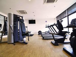 Fitness centrum a/nebo fitness zařízení v ubytování Mercure Selangor Selayang