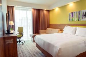 Hampton By Hilton Kalisz客房内的一张或多张床位