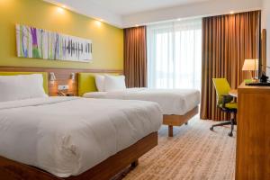 Hampton By Hilton Kalisz客房内的一张或多张床位