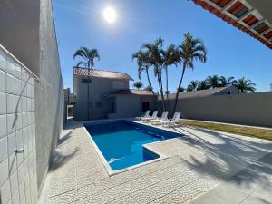 Πισίνα στο ή κοντά στο Linda Casa com Piscina +31 φωτογραφίες