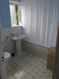 Koupelna v ubytování Private room in Belfast