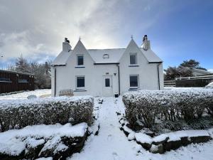 冬天的Carnmhor, Isle of Skye - Stunning 242 year old cottage on its own sea shore!