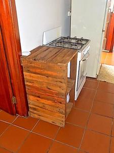 Kuchyň nebo kuchyňský kout v ubytování Shark shacks