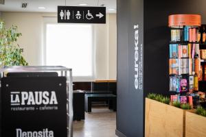 Knihovna v hotelu
